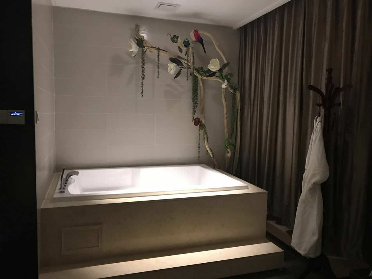 普陀山按摩街在哪里啊电话